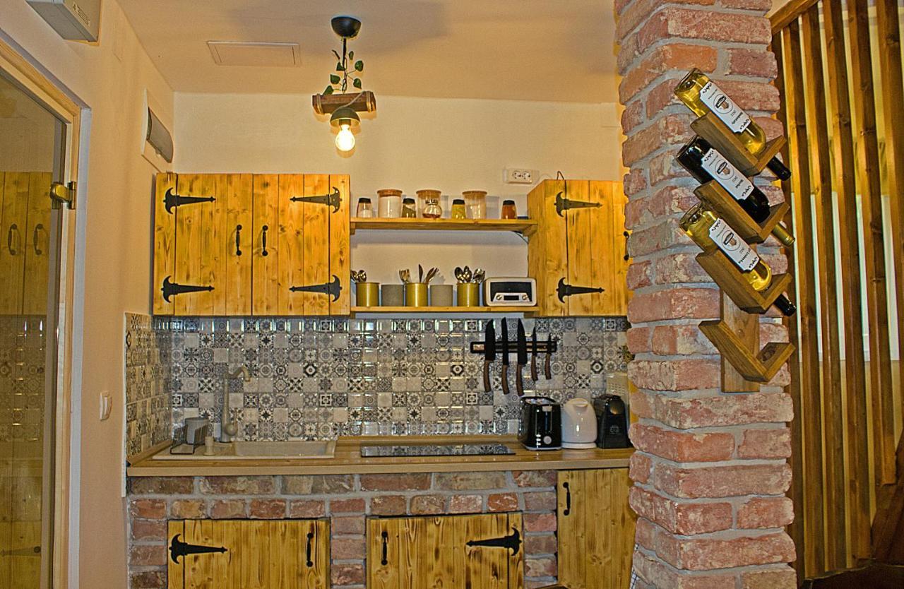 Cityside Cottage Еґер Екстер'єр фото